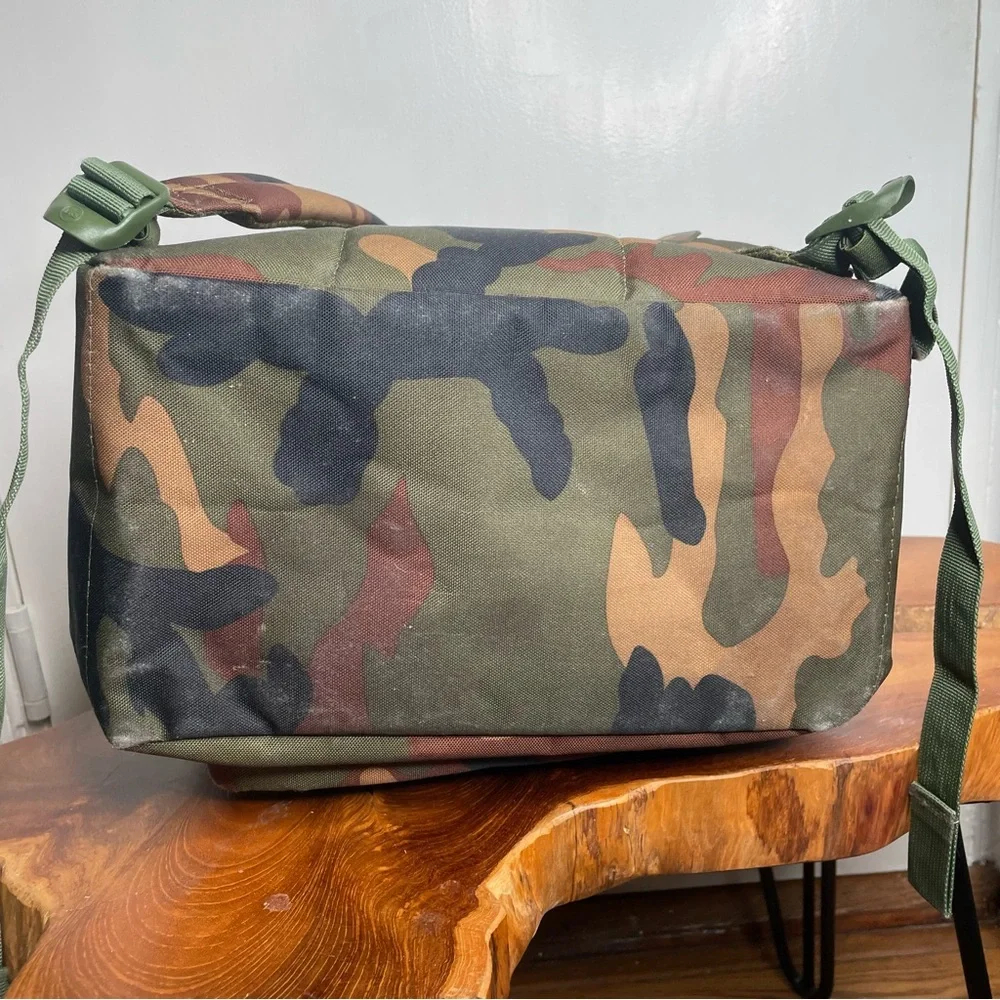 Herschel Camo backpack - Picture 9 of 16